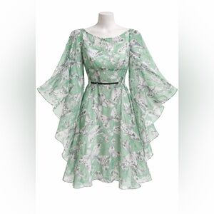 Smak Parlour Green Butterfly Print Dress Size Small Kimono Sleeves Back Zipper